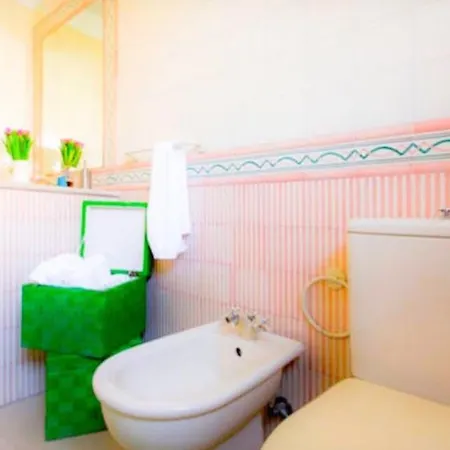 Apartamento Holiday Bairro Alto Apartman *